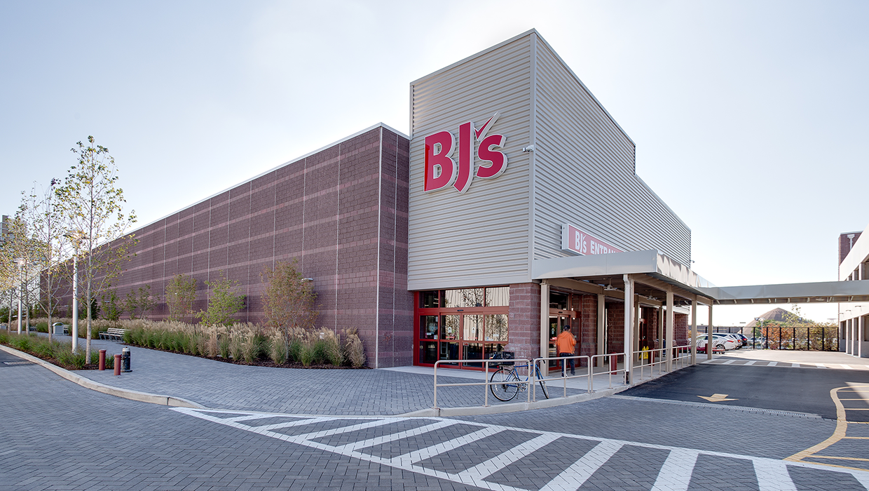 2E6 – BJs 4 – Exterior front